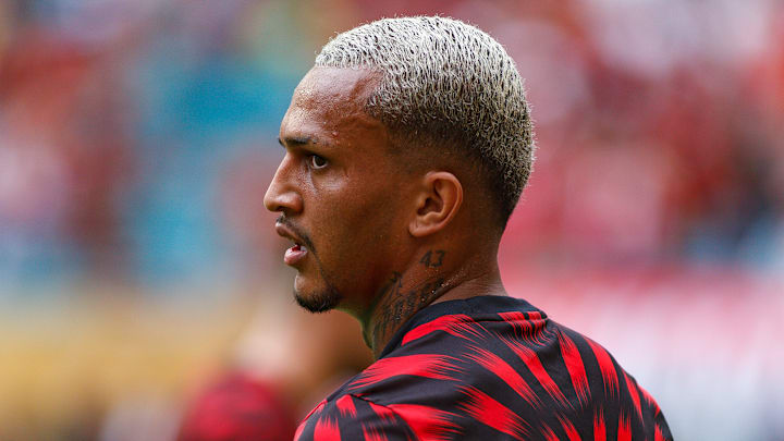 Wesley é uma das principais vendas recentes que ainda rendem milhões ao caixa rubro-negro