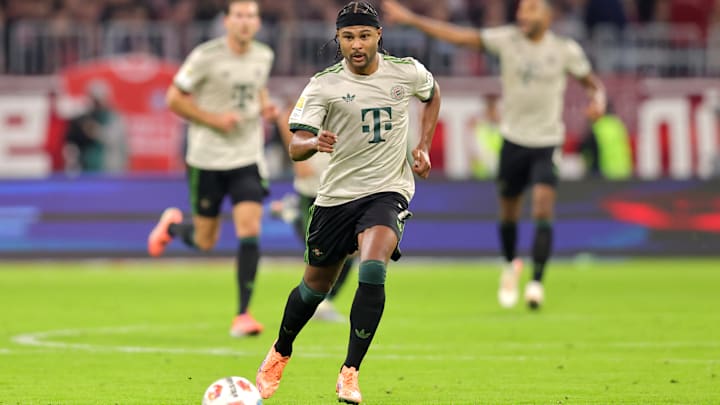 Serge Gnabry lässt seine Zukunft bislang offen