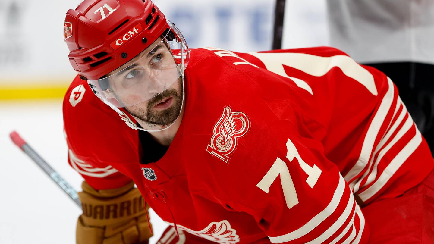 Sabres receive confirmation on key aspect of potential Dylan Larkin trade