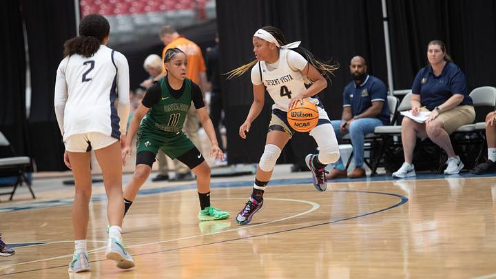 Syracuse basketball 4-star and 5-star recruiting targets are set to play on national TV at the Border League in Las Vegas. Syracuse basketball 4-star and 5-star recruiting targets are set to play on national TV at the Border League in Las Vegas.