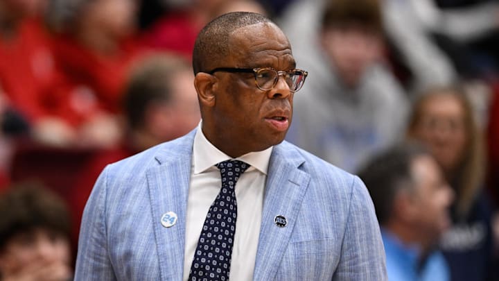 Jan 14, 2026; Stanford, California, USA; North Carolina Tar Heels head coach Hubert Davis looks on against the Stanford Cardinal in the first half at Maples Pavilion. Mandatory Credit: Eakin Howard-Imagn Images