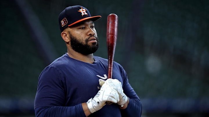 Aug 16, 2024; Houston, Texas, USA; Houston Astros first baseman Jon Singleton (28) prior to the game against the Chicago White Sox at Minute Maid Park. Mandatory Credit: Erik Williams-Imagn Images
