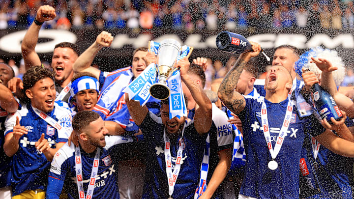 Ipswich Town v Huddersfield Town - Sky Bet Championship