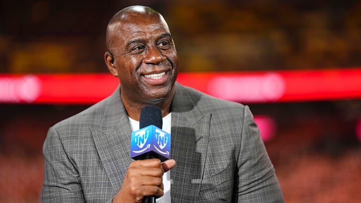 Magic Johnson se unió a una selecta lista de deportistas que son billonarios 