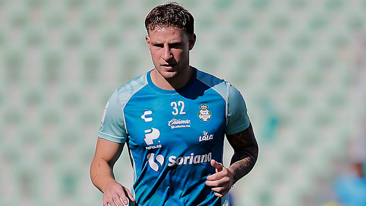 El chileno Bruno Barticciotto no falló desde los once pasos para adelantar a los locales