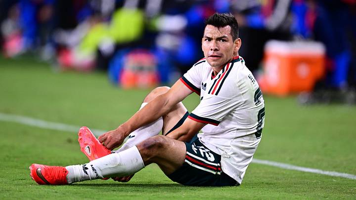 Hirving Lozano es baja de la Selección Mexicana por lesión.