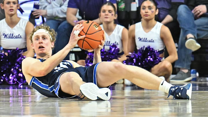 Richie Saunders searches for an outlet pass after diving for a loose ball