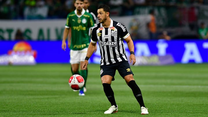 Meia tem problema muscular