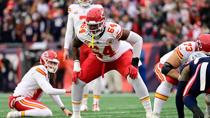 Dec 17, 2023; Foxborough, Massachusetts, USA; Kansas City Chiefs offensive tackle Wanya Morris (64) lines up in protection during the first half against the New England Patriots at Gillette Stadium. Mandatory Credit: Eric Canha-Imagn Images Dec 17, 2023; Foxborough, Massachusetts, USA; Kansas City Chiefs offensive tackle Wanya Morris (64) lines up in protection during the first half against the New England Patriots at Gillette Stadium. Mandatory Credit: Eric Canha-Imagn Images