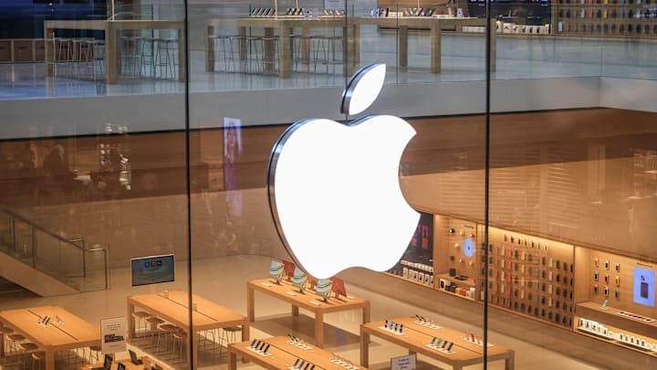 New Apple Store Opens In Kuala Lumpur