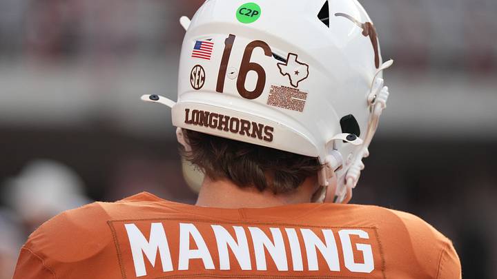 Just a few months ago, Texas quarterback Arch Manning was applauded for returning to school. But should he have declared for the 2026 draft? Just a few months ago, Texas quarterback Arch Manning was applauded for returning to school. But should he have declared for the 2026 draft?