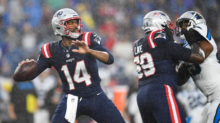 Carolina Panthers v New England Patriots