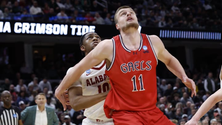 Saint Mary's is a road favorite against San Francisco on Tuesday night. Saint Mary's is a road favorite against San Francisco on Tuesday night.