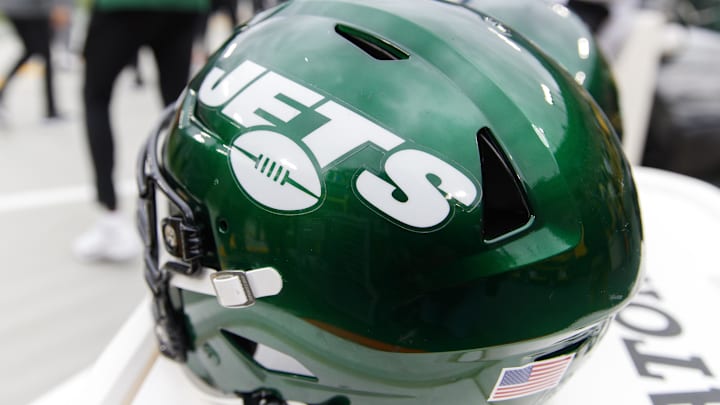 Oct 16, 2022; Green Bay, Wisconsin, USA;  General view of a New York Jets helmet during the game against the Green Bay Packers at Lambeau Field. Mandatory Credit: Jeff Hanisch-Imagn Images