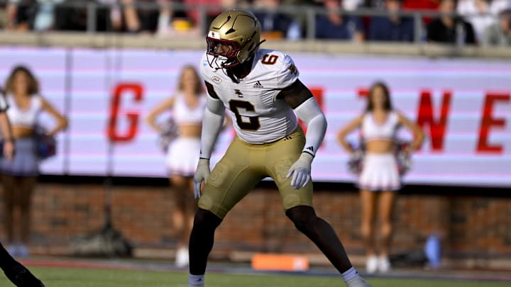 Nov 16, 2024; Dallas, Texas, USA; Boston College Eagles defensive end Donovan Ezeiruaku (6) in action during the game between the SMU Mustangs and the Boston College Eagles at Gerald J. Ford Stadium. Mandatory Credit: Jerome Miron-Imagn Images Nov 16, 2024; Dallas, Texas, USA; Boston College Eagles defensive end Donovan Ezeiruaku (6) in action during the game between the SMU Mustangs and the Boston College Eagles at Gerald J. Ford Stadium. Mandatory Credit: Jerome Miron-Imagn Images