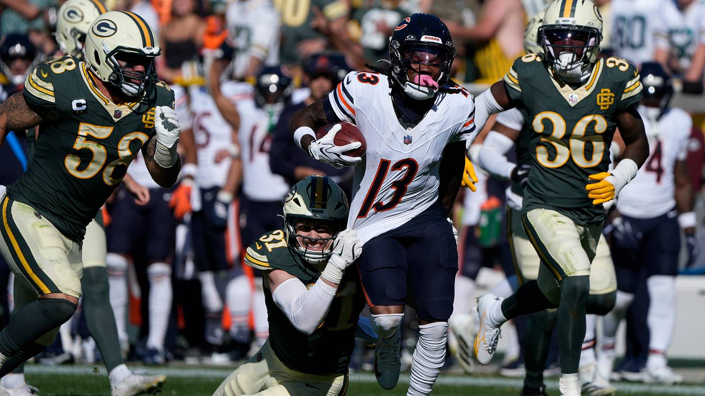 Key Observations From Bears Snap Count in Their Week 5 Loss Against Packers