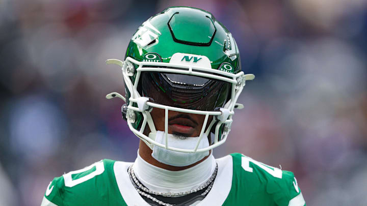 Dec 28, 2025; East Rutherford, New Jersey, USA; New York Jets running back Breece Hall (20) on the field before the game against the New England Patriots at MetLife Stadium. Mandatory Credit: Vincent Carchietta-Imagn Images