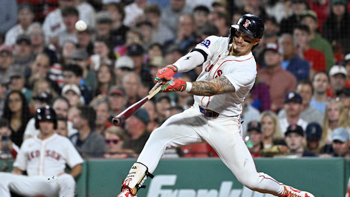 Jul 10, 2025; Boston, Massachusetts, USA; Boston Red Sox left fielder Jarren Duran (16) breaks his bat during the seventh inning against the Tampa Bay Rays at Fenway Park. Mandatory Credit: Eric Canha-Imagn Images Jul 10, 2025; Boston, Massachusetts, USA; Boston Red Sox left fielder Jarren Duran (16) breaks his bat during the seventh inning against the Tampa Bay Rays at Fenway Park. Mandatory Credit: Eric Canha-Imagn Images