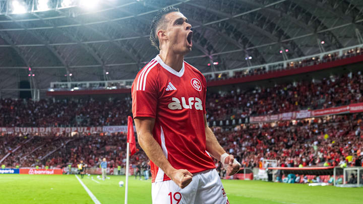 Atacante está recuperado de lesão muscular