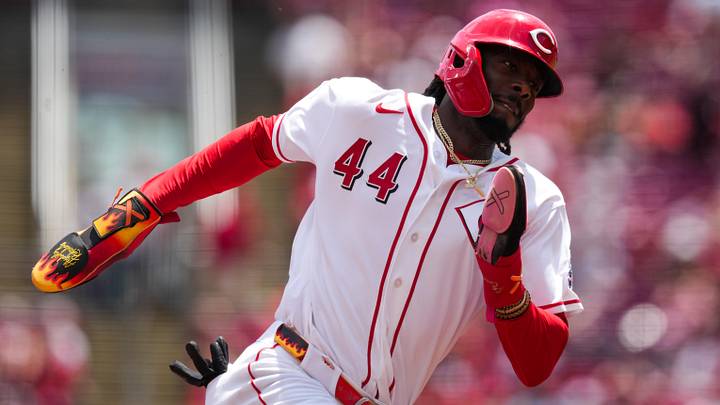 May 31, 2026; Cincinnati, Ohio, USA;  Cincinnati Reds shortstop Elly de la Cruz scores a run against the Atlanta Braves in the first inning at Great American Ball Park. Mandatory Credit: Aaron Doster-Imagn Images