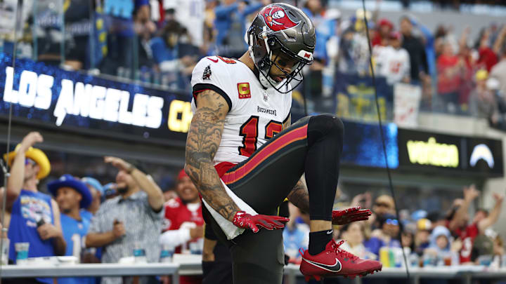 Tampa Bay Buccaneers wide receiver Mike Evans reacting to his big day against the Chargers will have fans fired up.