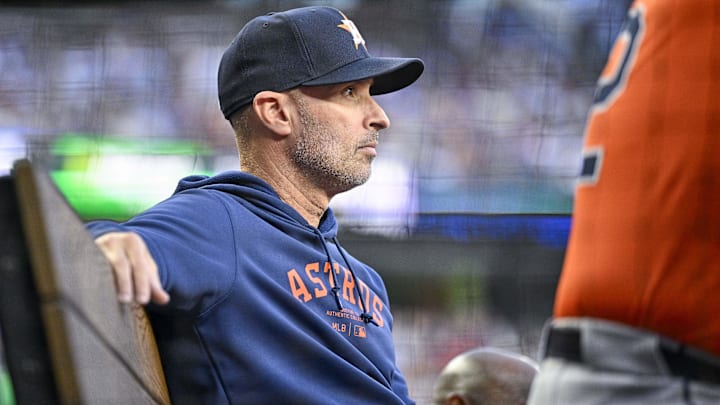 Apr 7, 2024; Arlington, Texas, USA; Houston Astros manager Joe Espada (19) watches the game between