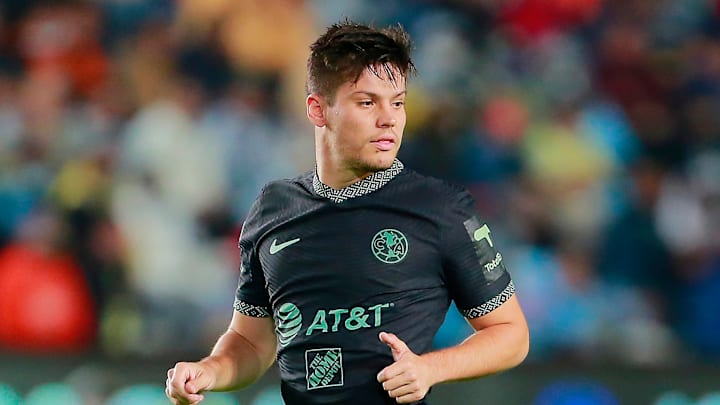 Jorge Meré podría salir del América