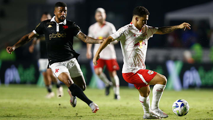 Vasco x Red Bull Bragantino duelam pelo Brasileirão 2025