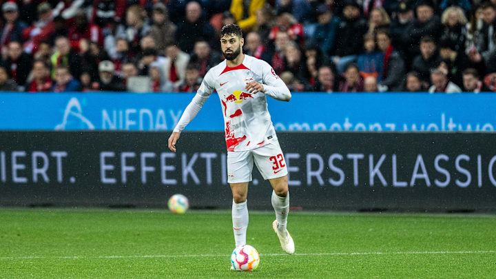 O defensor de 21 anos foi um dos destaques da Croácia na Copa do Mundo do Catar O defensor de 21 anos foi um dos destaques da Croácia na Copa do Mundo do Catar