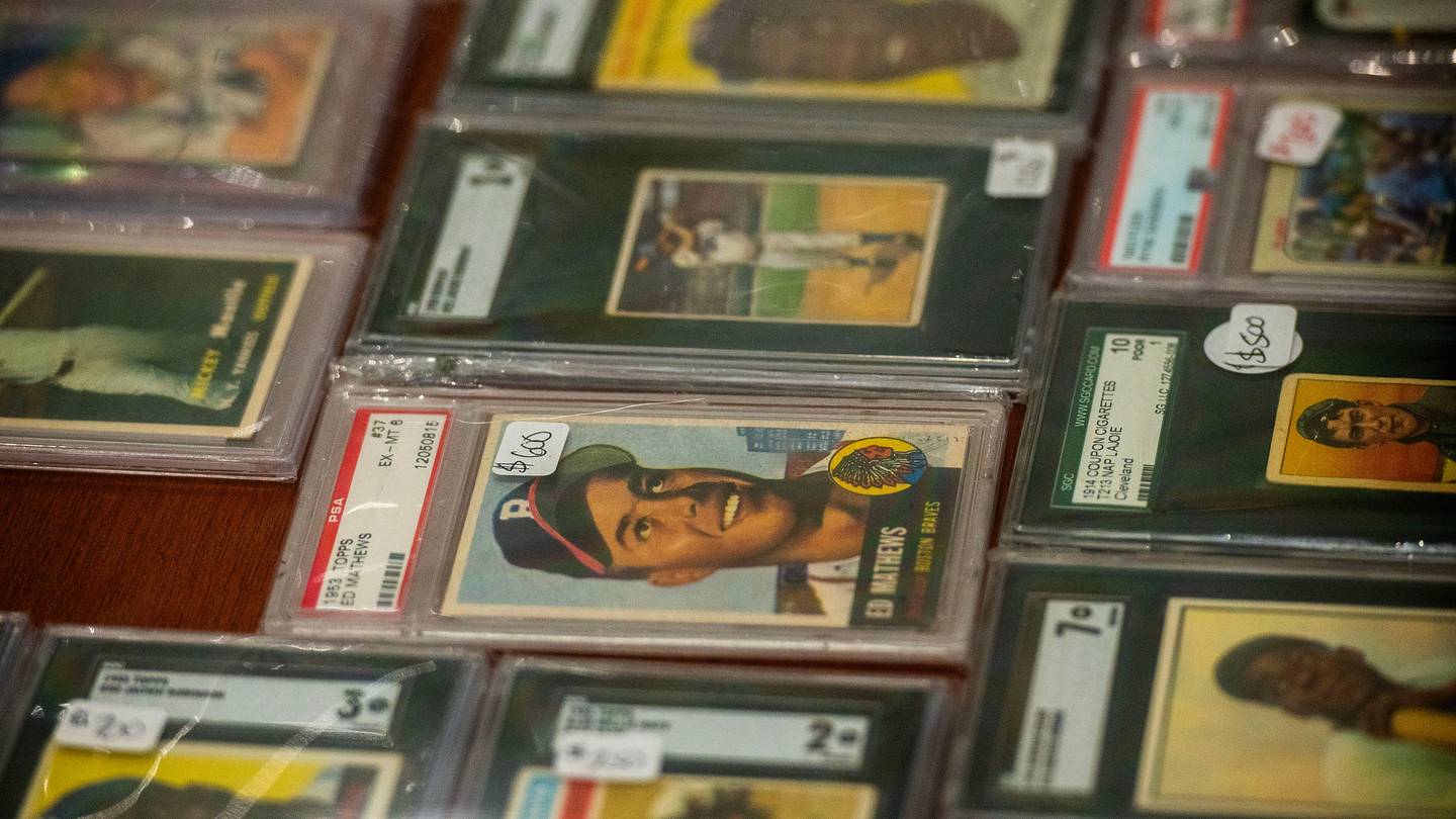 PSA 9 VS PSA 10 - Do Collectors Pay Too Much for Perfection?