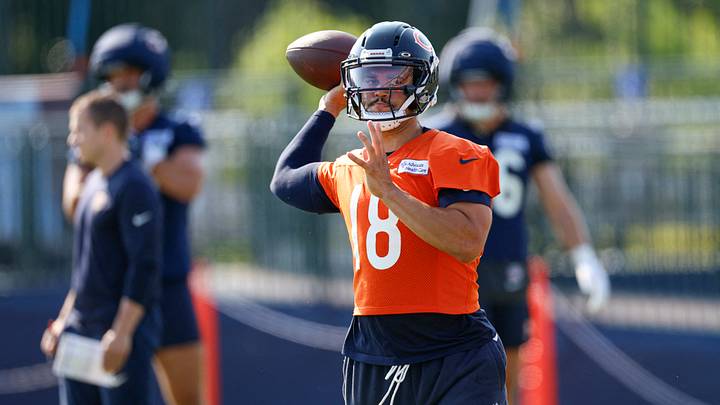 Chicago Bears QB Caleb Williams passes the ball during Training Camp. Mandatory Credit: Kamil Krzaczynski-Imagn Images Chicago Bears QB Caleb Williams passes the ball during Training Camp. Mandatory Credit: Kamil Krzaczynski-Imagn Images
