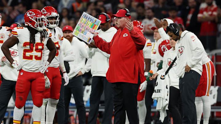 [US, Mexico & Canada customers only] Sep 5, 2025; Sao Paulo, BRAZIL; Kansas City Chiefs head coach Andy Reid reacts in the second half against the Los Angeles Chargers during a NFL game at Corinthians Arena. Mandatory Credit: Amanda Perobelli/Reuters via Imagn Images