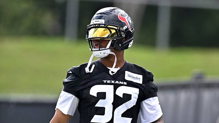 Jun 9, 2026; Houston, Texas, USA; Houston Texans running back David Montgomery arrives for the team’s minicamp at Houston Methodist Training Center. Mandatory Credit: Maria Lysaker-Imagn Images Jun 9, 2026; Houston, Texas, USA; Houston Texans running back David Montgomery arrives for the team’s minicamp at Houston Methodist Training Center. Mandatory Credit: Maria Lysaker-Imagn Images