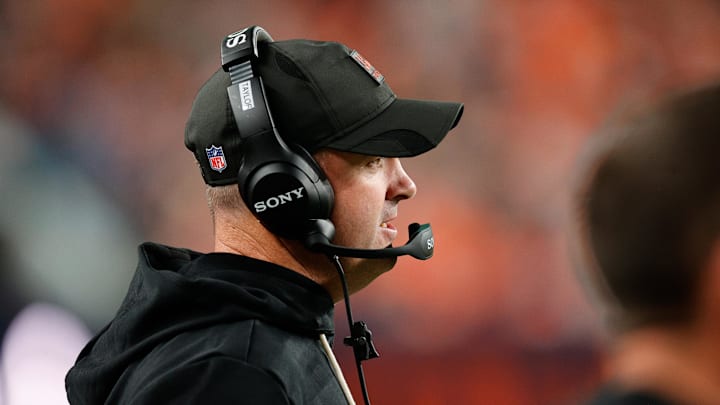 Sep 29, 2025; Denver, Colorado, USA; Cincinnati Bengals head coach Zac Taylor looks on from the sideline during the second quarter against the Denver Broncos at Empower Field at Mile High. Mandatory Credit: Isaiah J. Downing-Imagn Images Sep 29, 2025; Denver, Colorado, USA; Cincinnati Bengals head coach Zac Taylor looks on from the sideline during the second quarter against the Denver Broncos at Empower Field at Mile High. Mandatory Credit: Isaiah J. Downing-Imagn Images