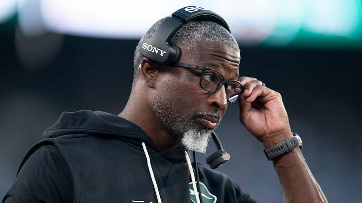 New York Jets head coach Aaron Glenn will be watching to see who will win the backup QB job. New York Jets head coach Aaron Glenn will be watching to see who will win the backup QB job.