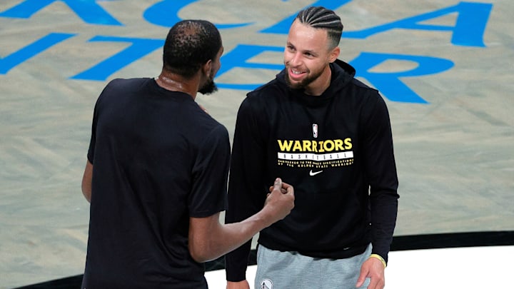 Kevin Durant y Stephen Curry ganaron juntos dos anillos de campeón con los Warriors