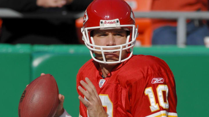 Nov 19, 2006; Kansas City, MO, USA; Kansas City Chiefs starting quarterback (10) Trent Green warms up before the game against the Oakland Raiders at Arrowhead Stadium in Kansas City, MO.  Mandatory Credit: Denny Medley - Imagn Images Copyright (c) Denny Medley