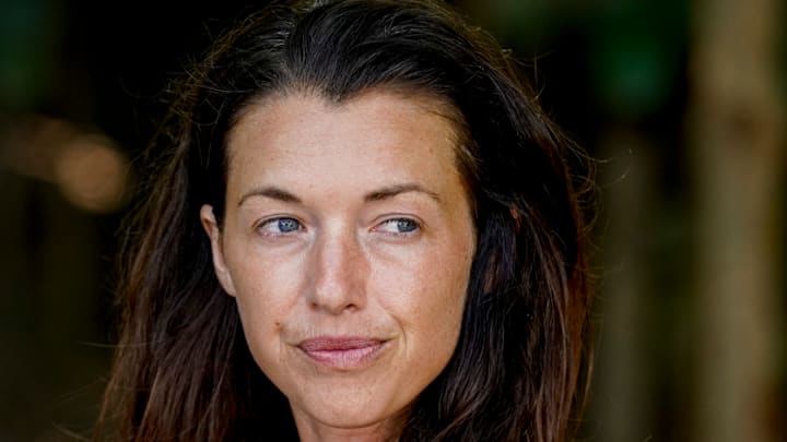 "Quick on the Draw" - Parvati Shallow on the Sixth episode of SURVIVOR: WINNERS AT WAR, airing Wednesday, March 18 (8:00-9:01 PM, ET/PT) on the CBS Television Network. Photo: Robert Voets/CBS Entertainment ©2020 CBS Broadcasting, Inc. All Rights Reserved
