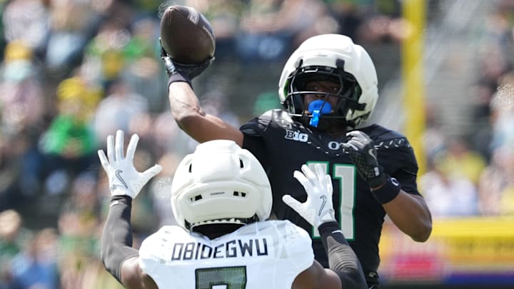 A 6-1, 203 four-star redshirt freshman from Baltimore, Ify Obidegwu has nailed down a starting job in the Oregon secondary. 