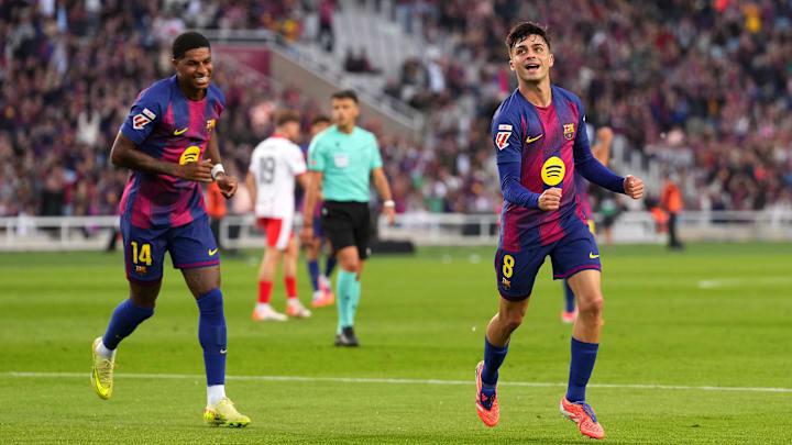 Pedri abriu o placar em Montjuic Pedri abriu o placar em Montjuic