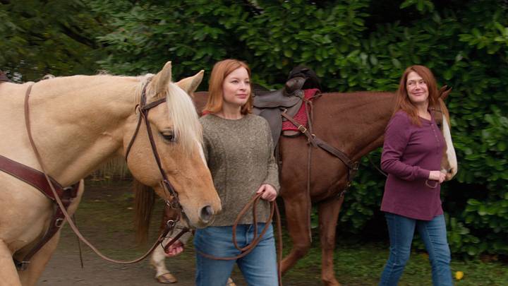 VIRGIN RIVER (L to R) STACEY FARBER as TARA and LYNDA BOYD as LILLY in episode 308 of VIRGIN RIVER