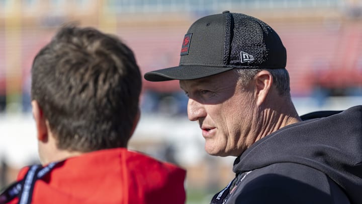 Jan 28, 2026; Mobile, AL, USA; San Francisco 49ers general manager John Lynch visits the field during National Senior Bowl practice at Hancock Whitney Stadium. Mandatory Credit: Vasha Hunt-Imagn Images Jan 28, 2026; Mobile, AL, USA; San Francisco 49ers general manager John Lynch visits the field during National Senior Bowl practice at Hancock Whitney Stadium. Mandatory Credit: Vasha Hunt-Imagn Images
