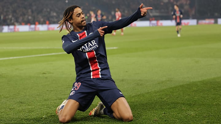 Le PSG n'a rien laissé à Brest dans ce barrage de Ligue des Champions.