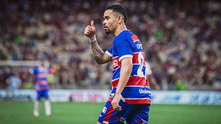 O polivalente Yago Pikachu segue no Fortaleza O polivalente Yago Pikachu segue no Fortaleza