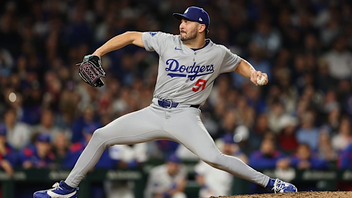 Los Angeles Dodgers v Chicago Cubs