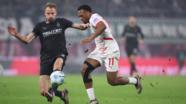 Marvin Friedrich im Duell mit Lois Openda