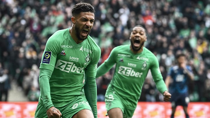 Denis Bouanga sous les couleurs de Saint-Etienne