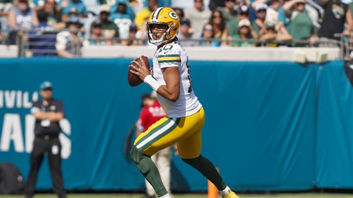 Jordan Love left the Packers' Week 8 game against the Jaguars with a leg injury.