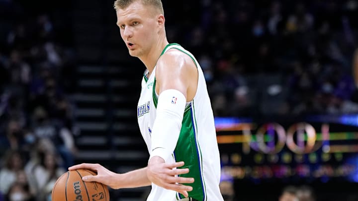 Kristaps Porzingis está de regreso en Mavericks