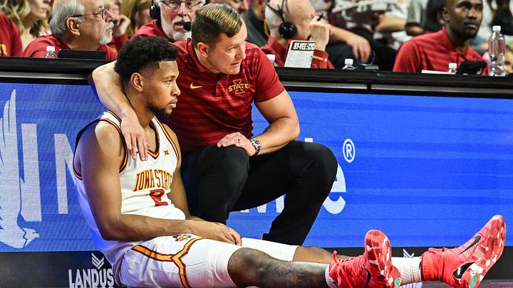 Jan 4, 2025; Ames, Iowa, USA; Iowa State Cyclones head coach T.J. Otzelberger talks with forward Joshua Jefferson (2) against the Baylor Bears during the second half at James H. Hilton Coliseum. Mandatory Credit: Jeffrey Becker-Imagn Images Jan 4, 2025; Ames, Iowa, USA; Iowa State Cyclones head coach T.J. Otzelberger talks with forward Joshua Jefferson (2) against the Baylor Bears during the second half at James H. Hilton Coliseum. Mandatory Credit: Jeffrey Becker-Imagn Images